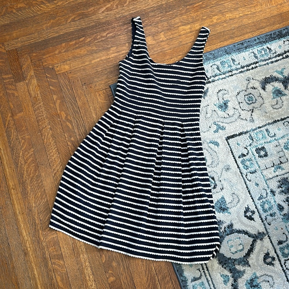 Dark navy with white lace scallop striped pattern sleeveless dress